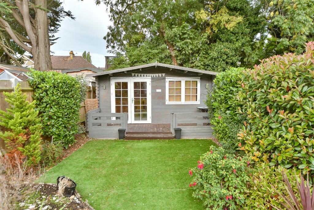 Workshop/Outbuildings