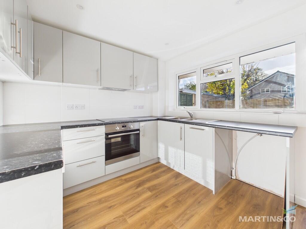 CAM03111G0-PR0405...