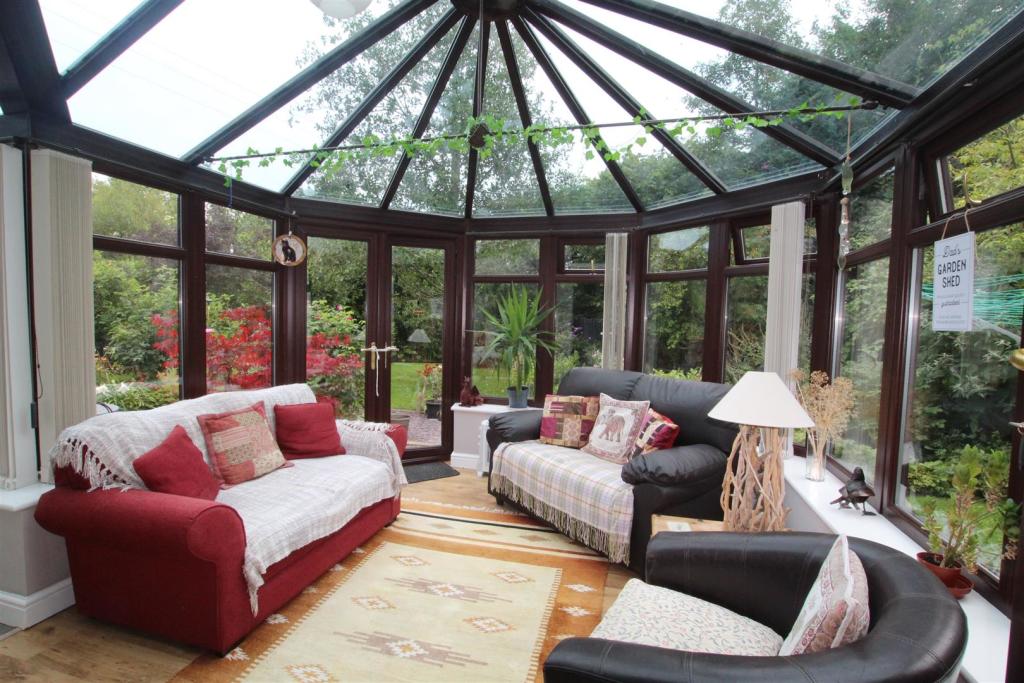 Feature Rear Conservatory