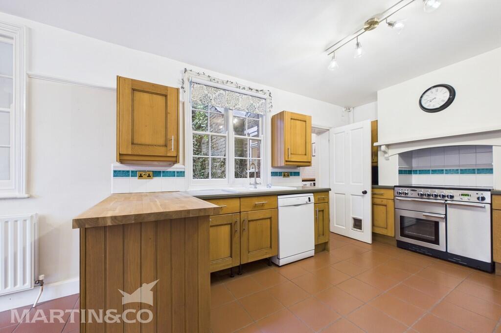 CAM01953G0-PR0140...