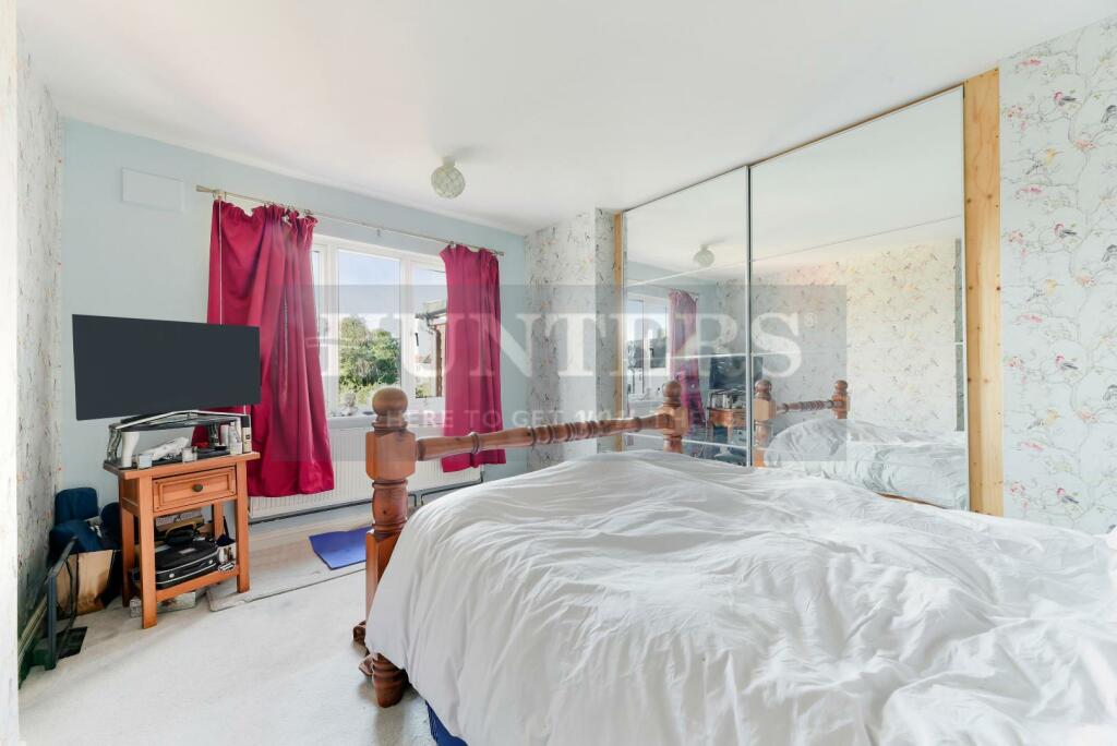 KNIGHWOOD CRESCENT, 23-23.JPG