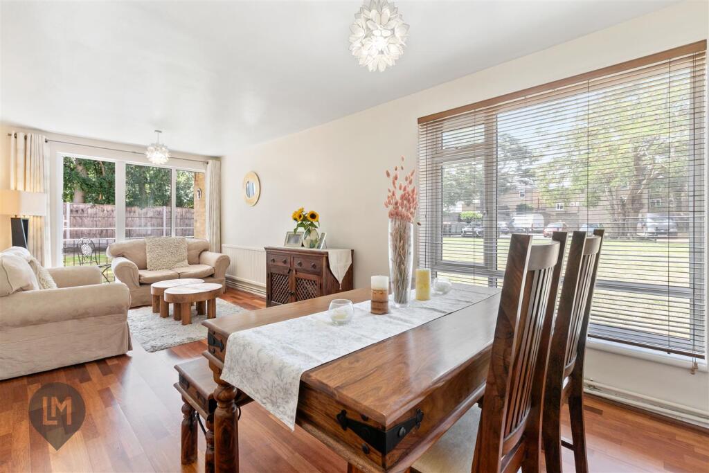 Living/Dining Room