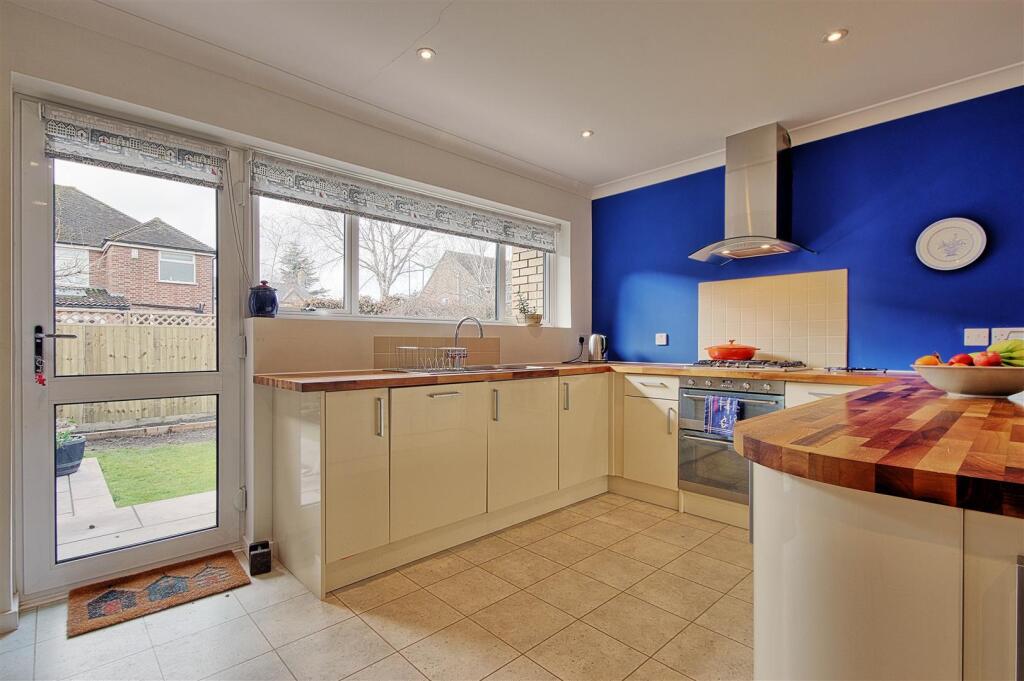 Kitchen.jpg