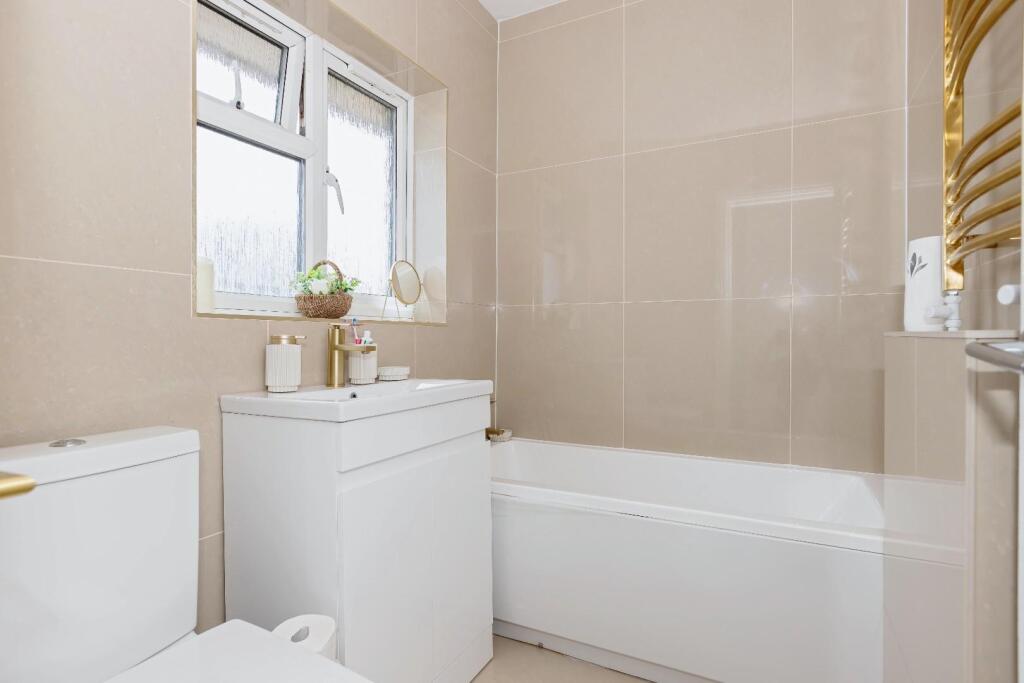 Poynings Drive_6.jpg