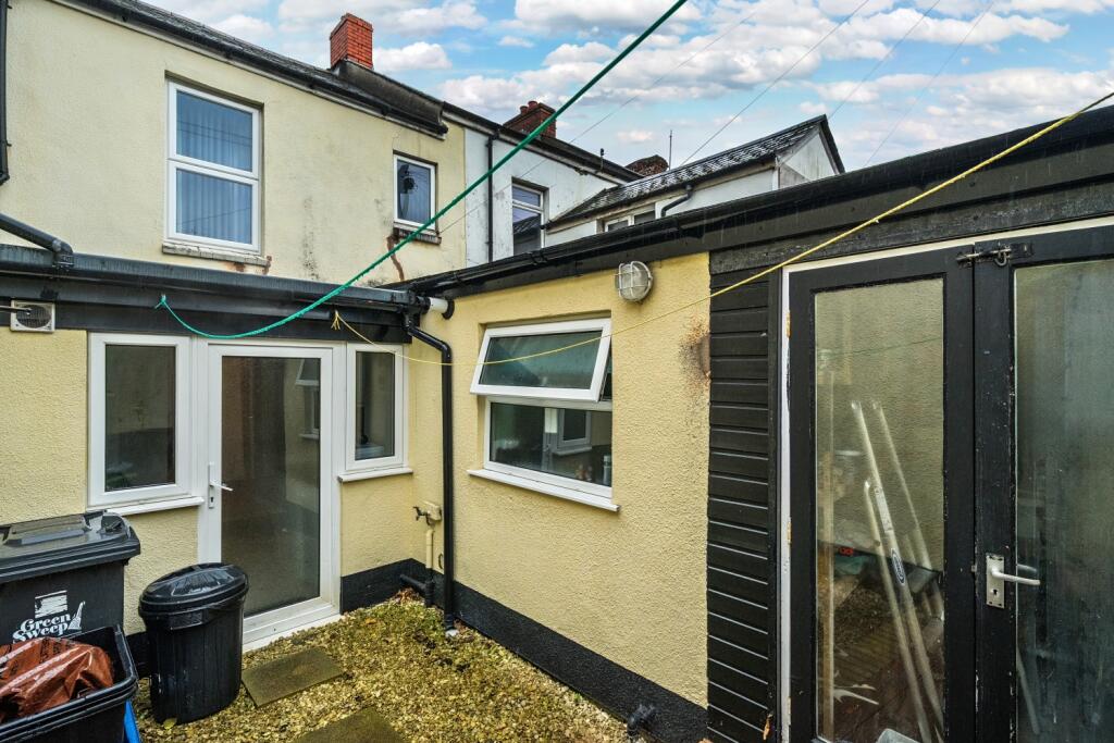 1375393-14-690a147aab5a8