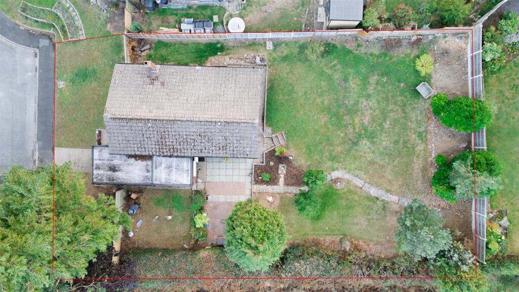 22, Godre'r Mynydd Gwernymynydd, Mold, CH7 4AD-3-B