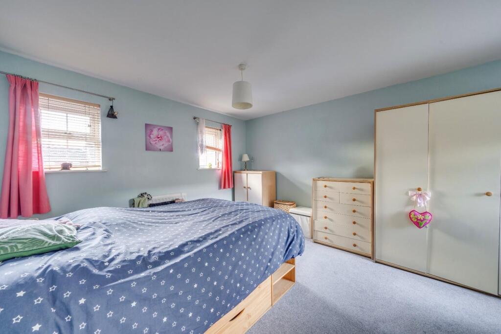 6 - bed 1 (edit).jpg
