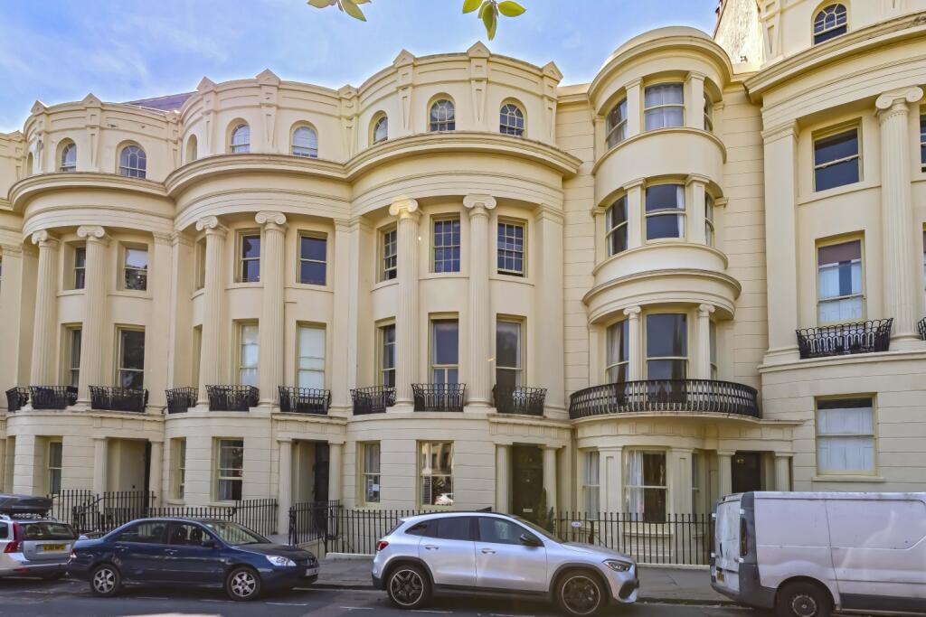 Brunswick Square_4