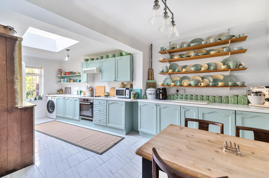 1313471-24-6853d0...