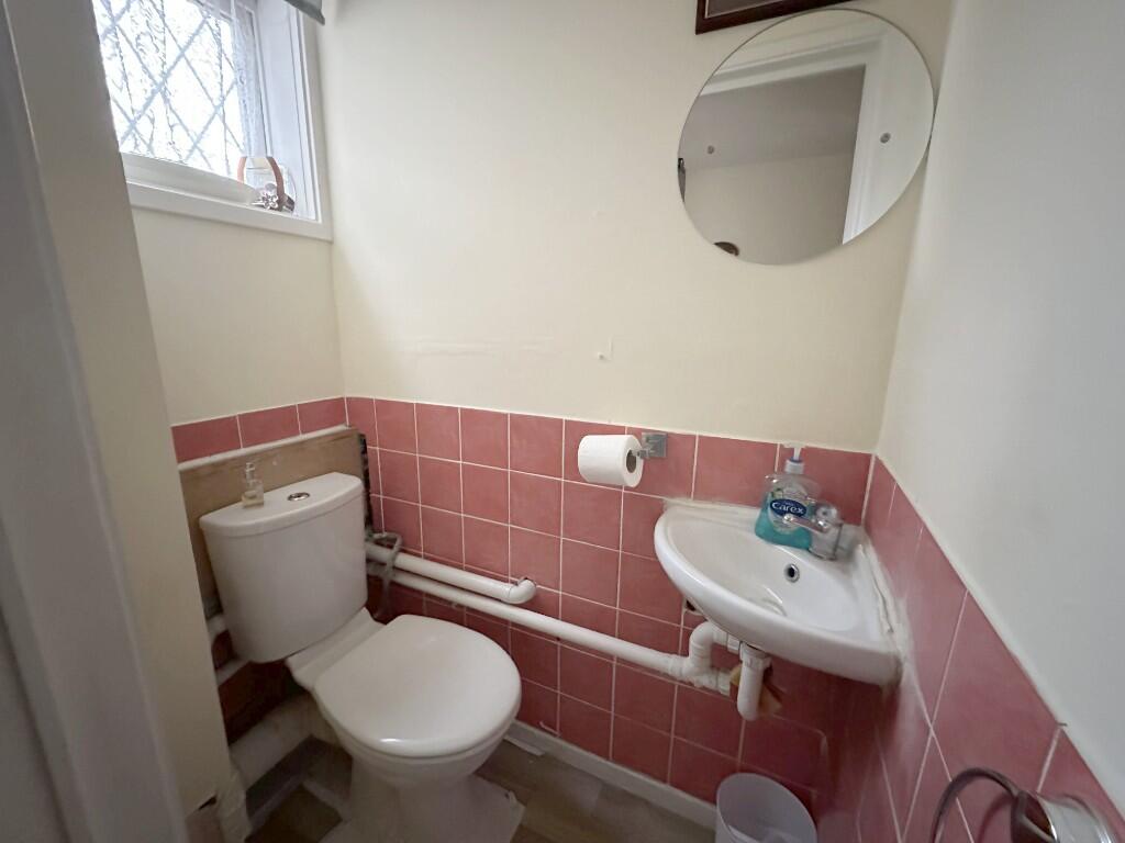 D/S Cloak room 