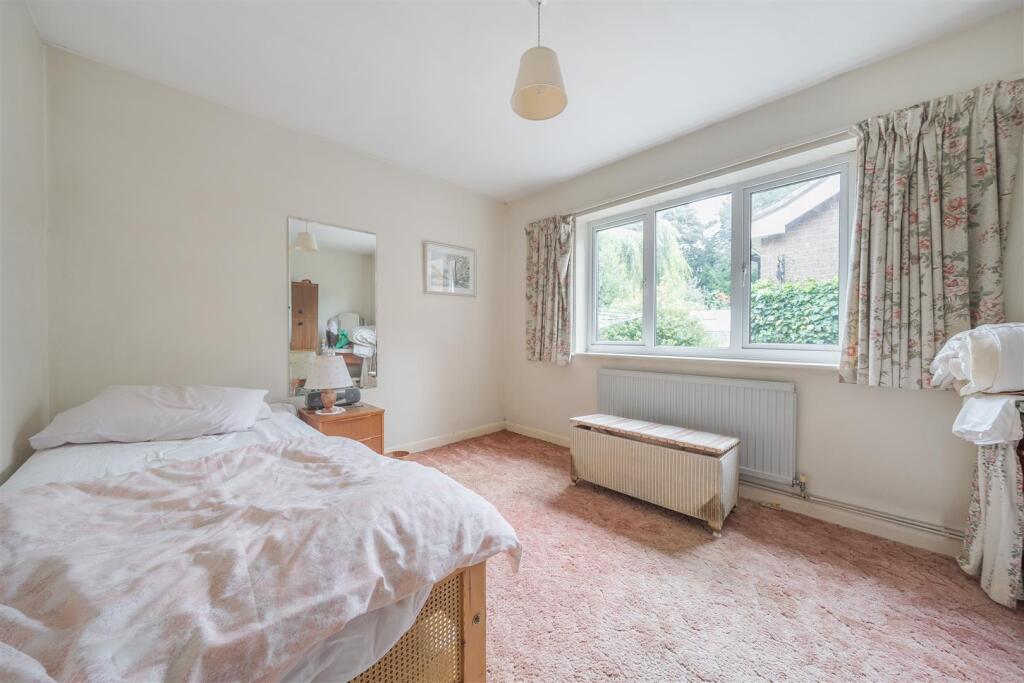 39 High Street, Whittlebury