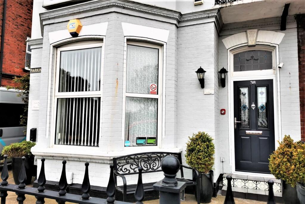 Magnificent 10 Bedroom House For Sale | Guide pri