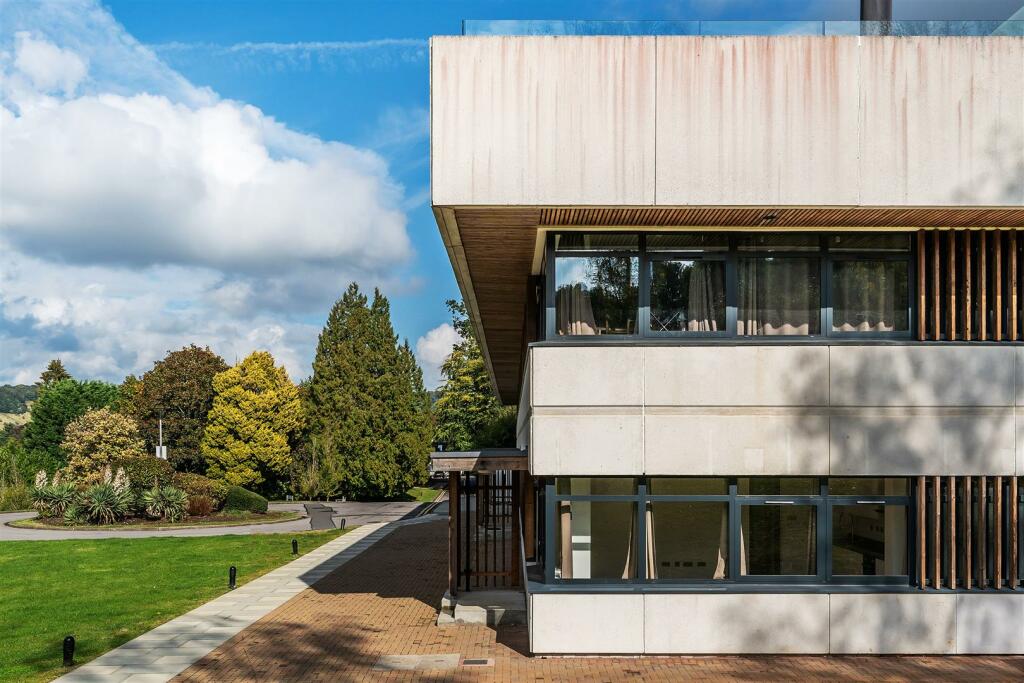 14-Deepdene-House-24.jpg