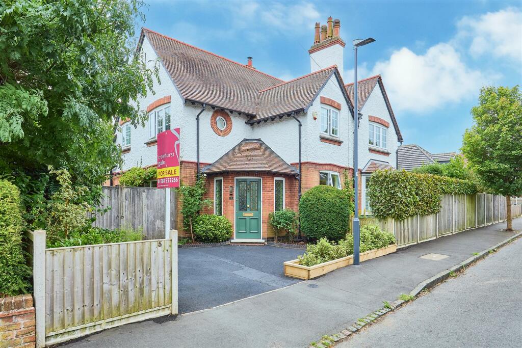 Crowhurst Gale 2024 202A5205_HDR.jpg