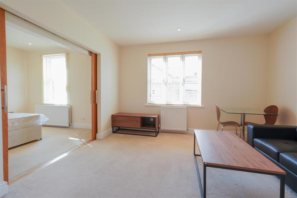 Flat 3 Grange House (2).jpg