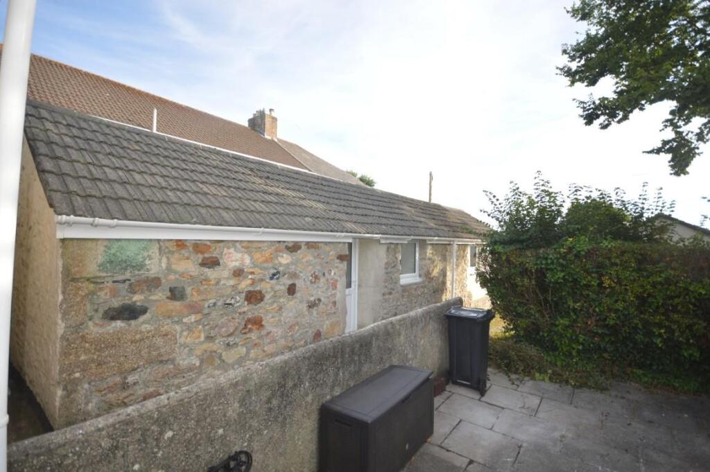 DSC_0042 (Medium).JPG