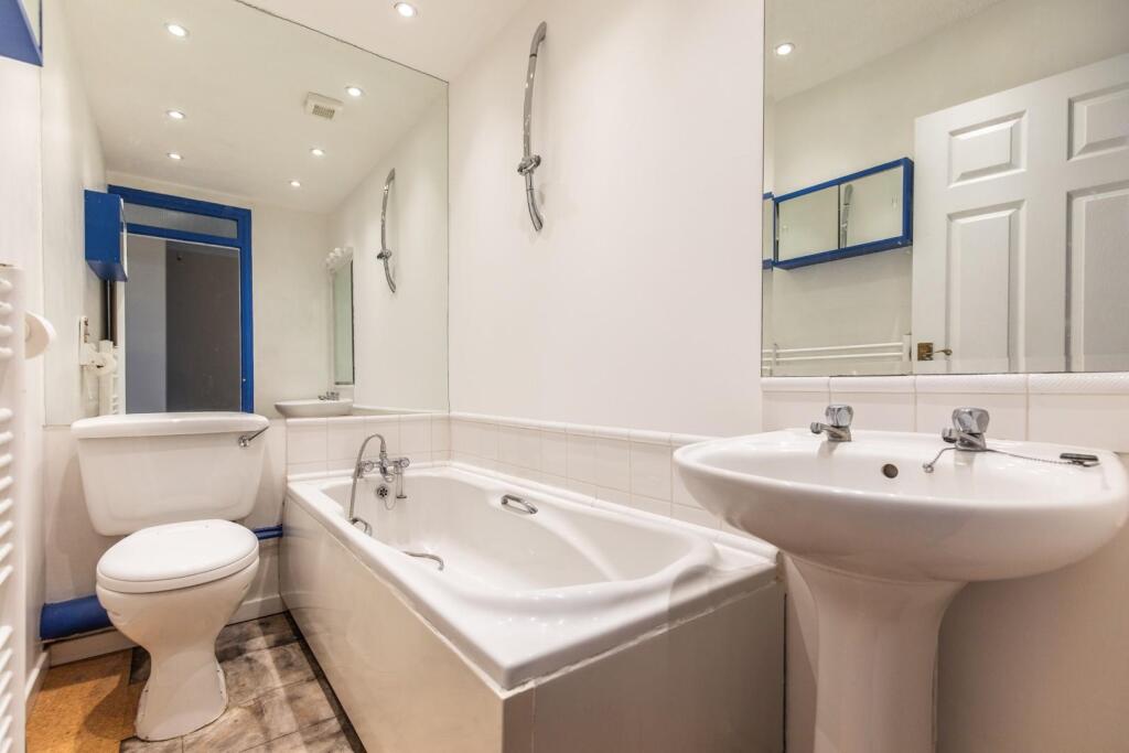 Abbotsbury Close29.jpg