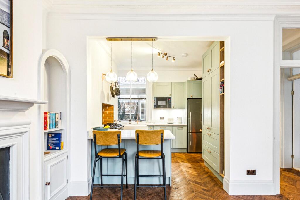 Kitchen 3