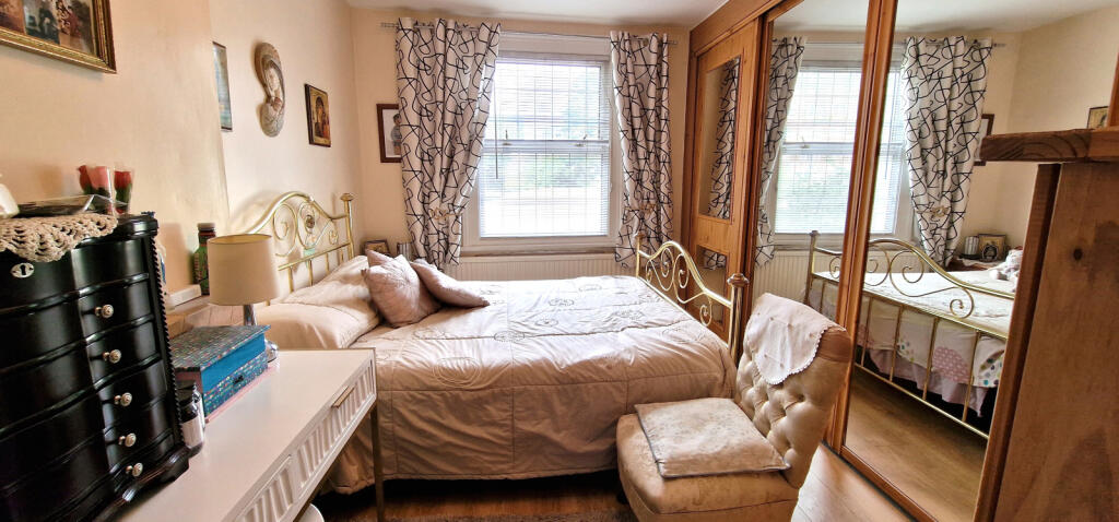 REAR BEDROOM (2)