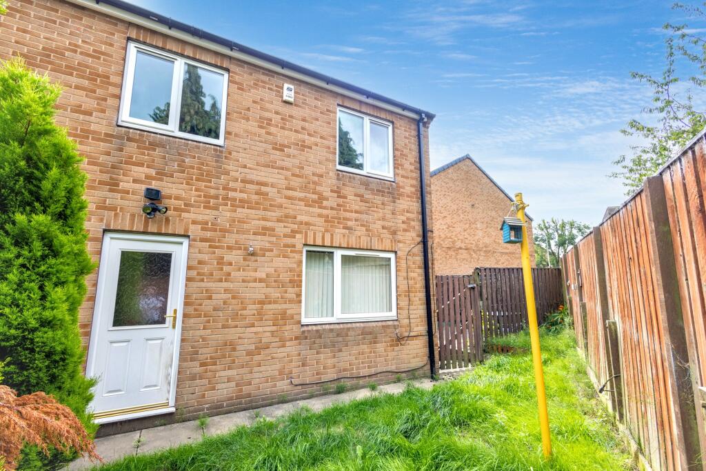 45 Shelley Grove, Bradford, West Yorkshire, BD8 0JZ