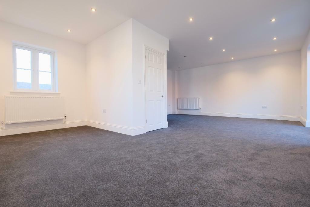 Living/Dining area