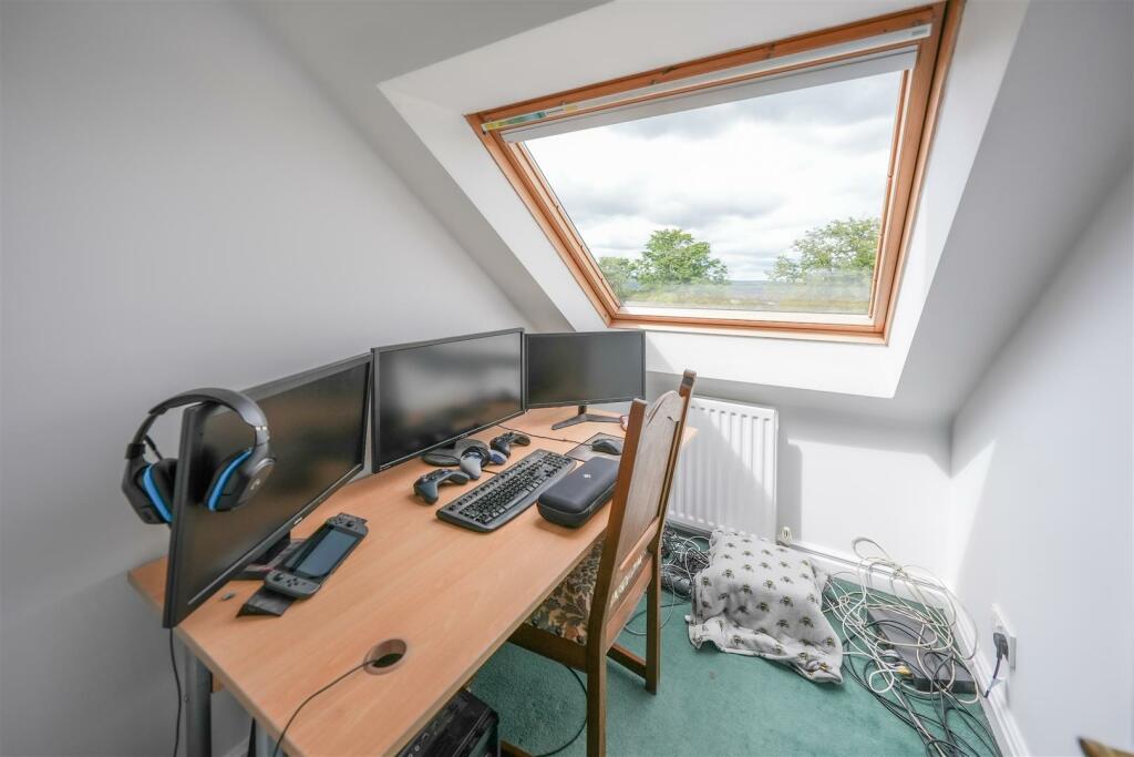 BEDROOM SIX