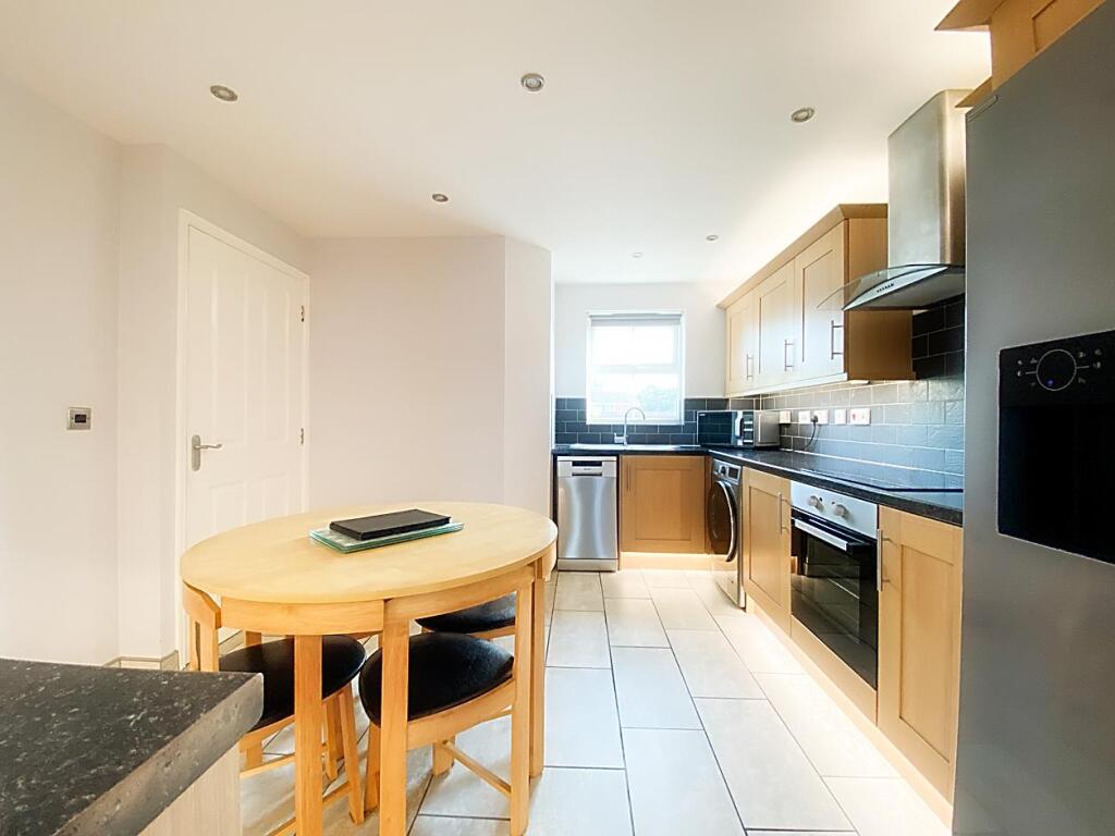 Breakfasting Kitchen