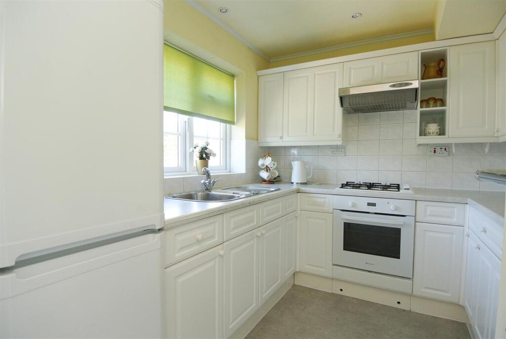 Hillcrest Kitchen1b.jpg