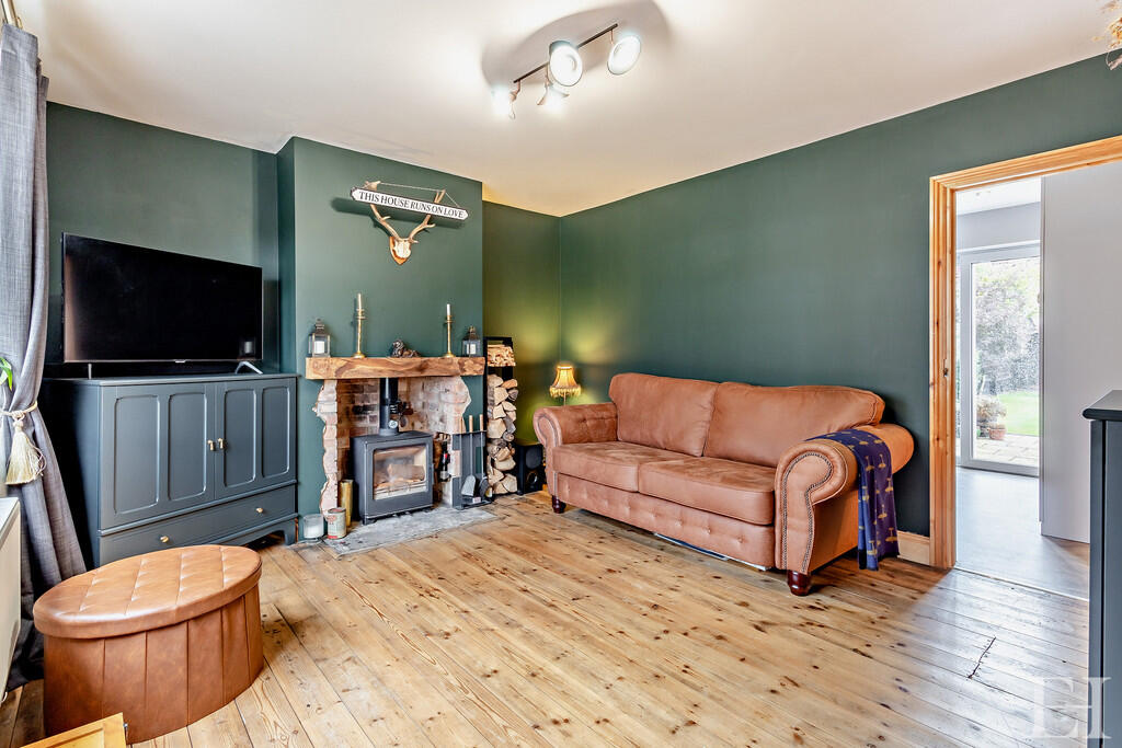 8660207-interiorW...