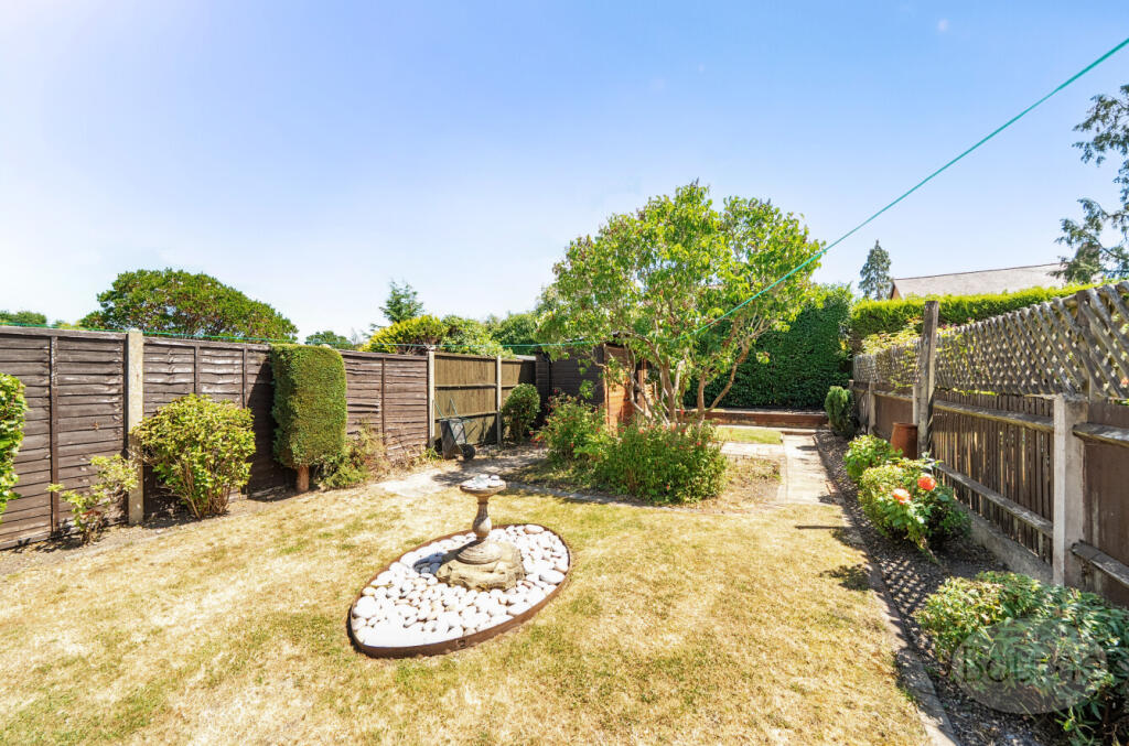 a73ffd6b-29a6-48e...