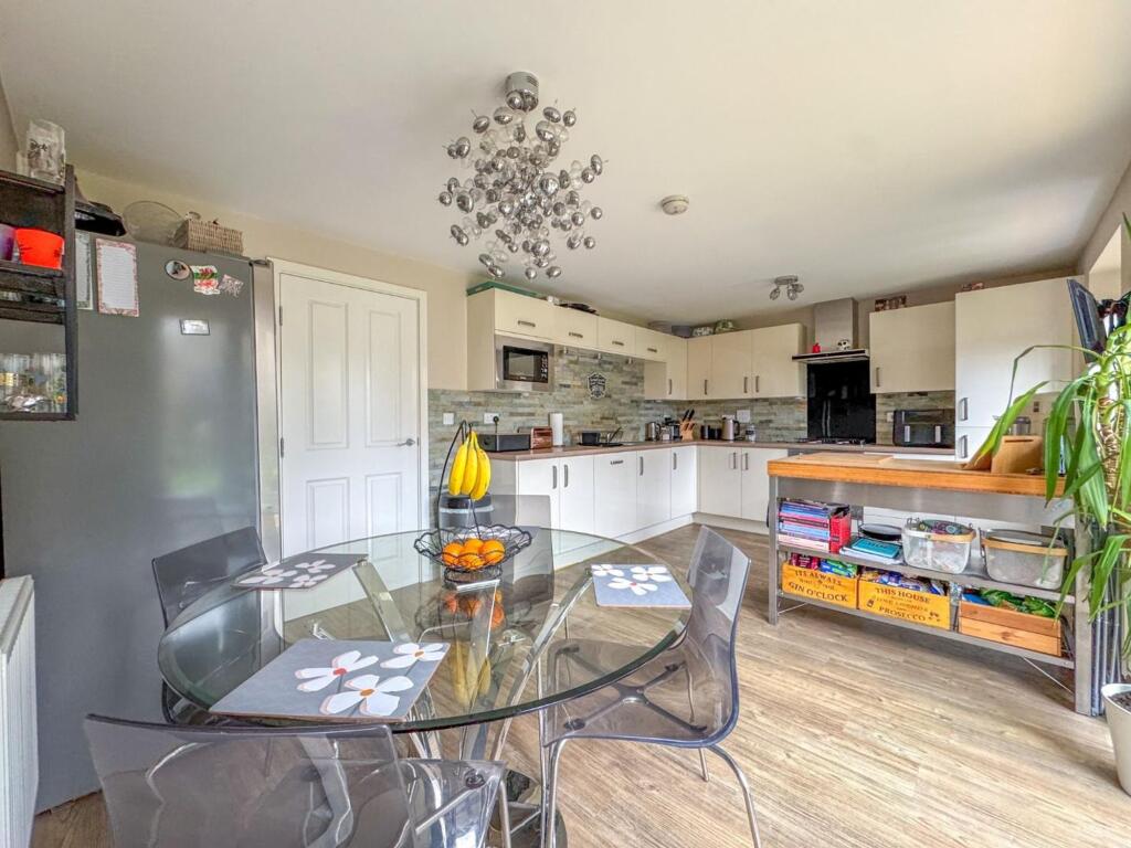 Adderley Avenue - Image-23.jpg