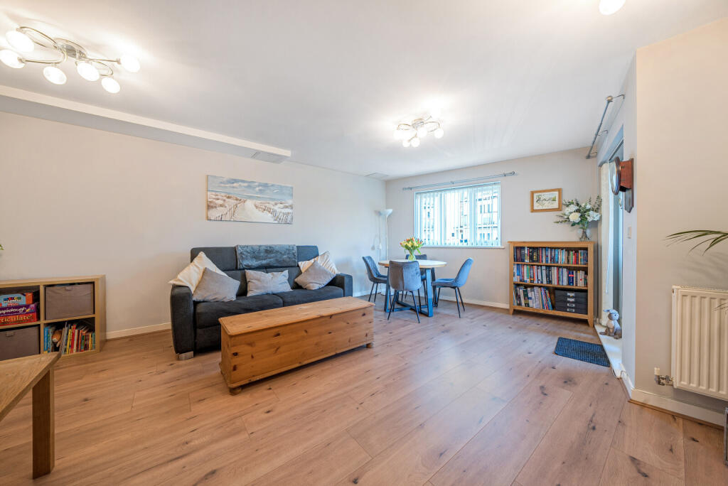 Kitchen/Sitting Room