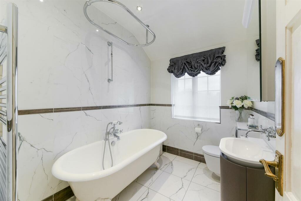 SUTTON LANE,46- (6).jpg