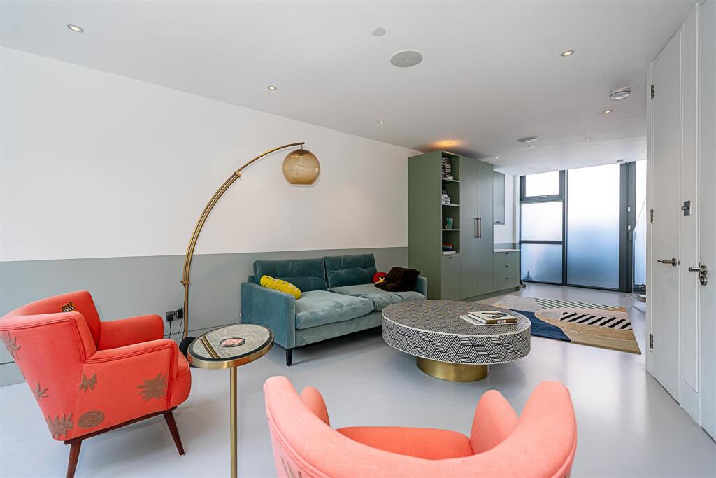 128_a_Elgin_avenue__0020.jpg