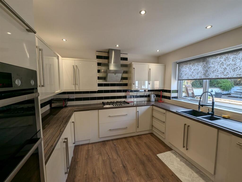 WhatsApp Image 2025-03-13 at 11.34.21_77896f94.jpg