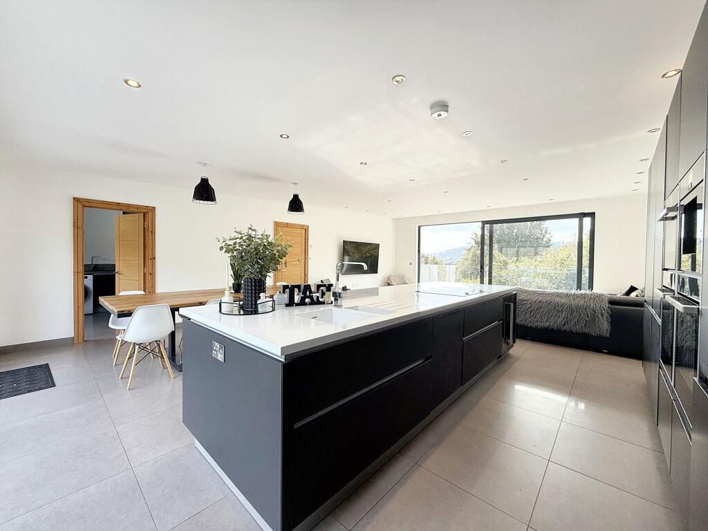Kitchen/Diner/Lounge