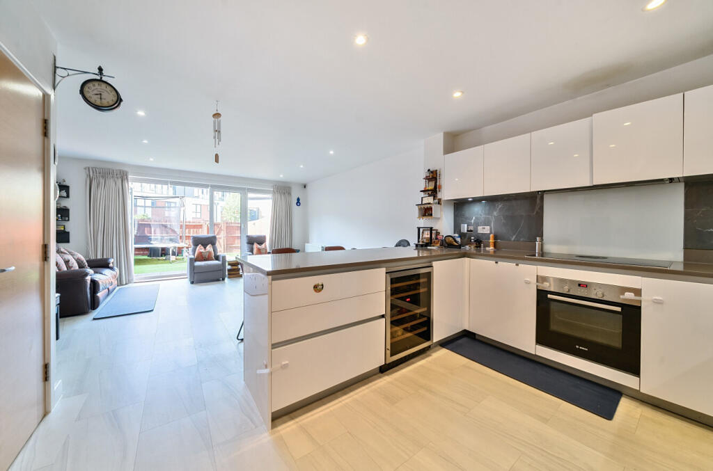 1320283-16-686e97...