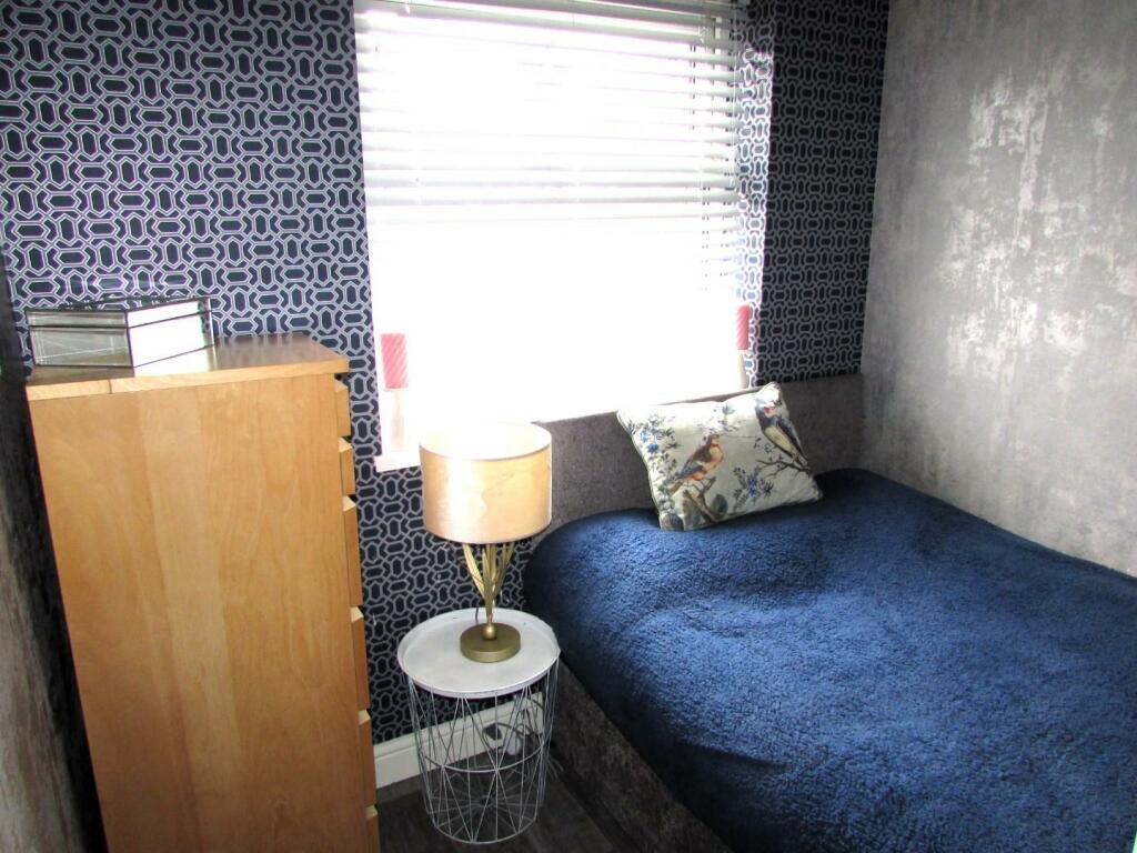 LordLane306bed4.JPG