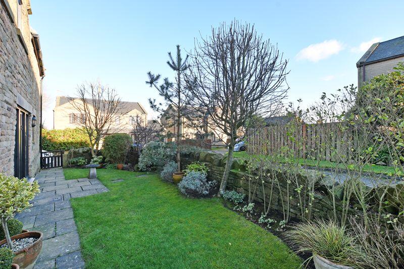 Wraparound Garden