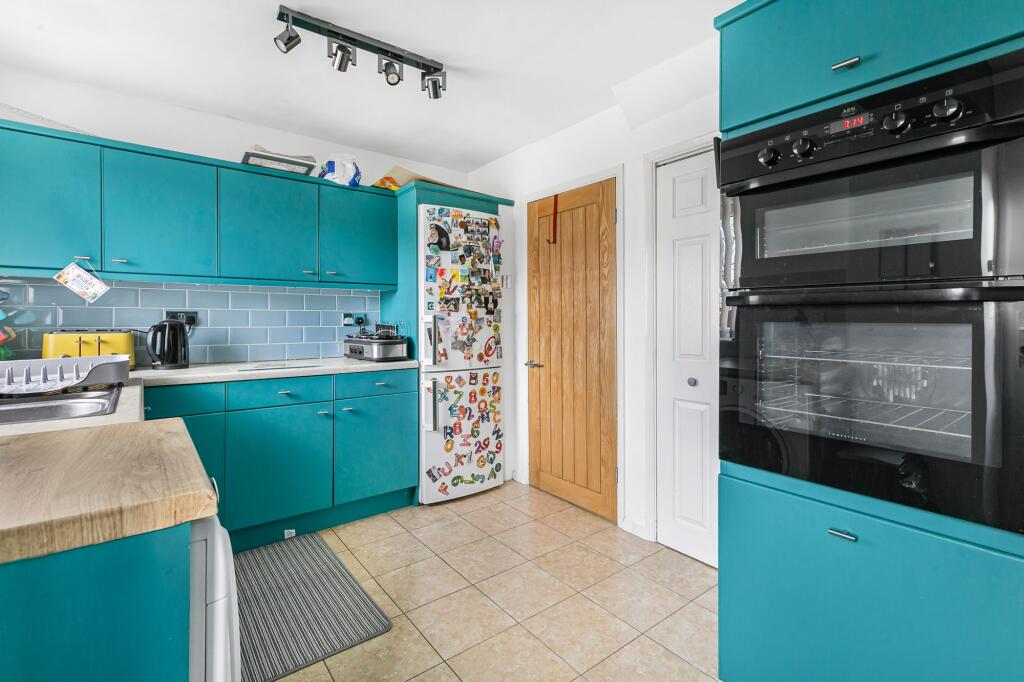 Kitchen / Utility Area
