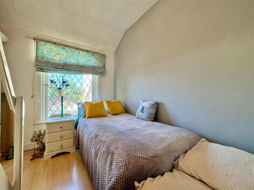 Bedroom 2.jpg