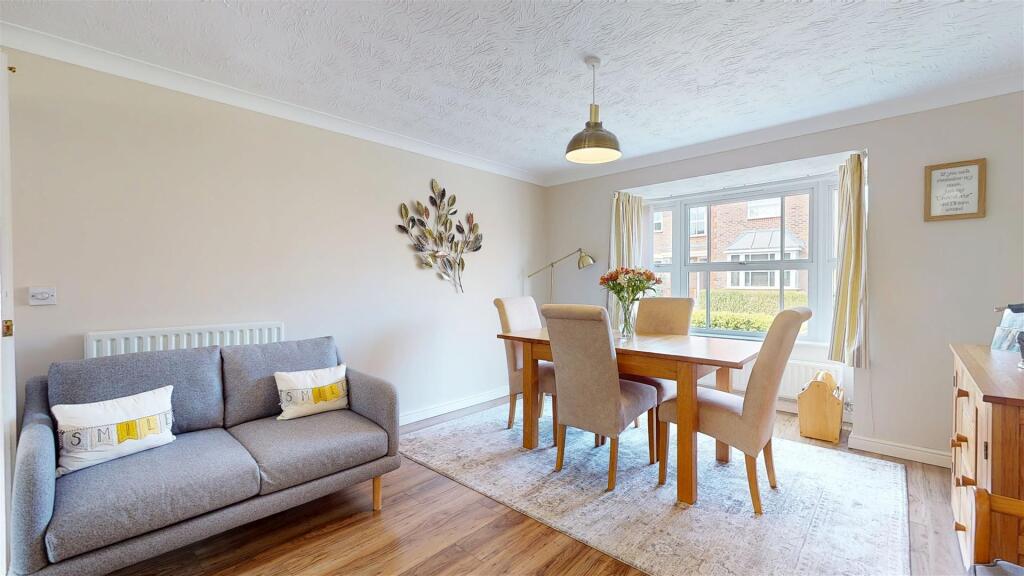 OPEN PLAN KITCHEN DINING ROOM