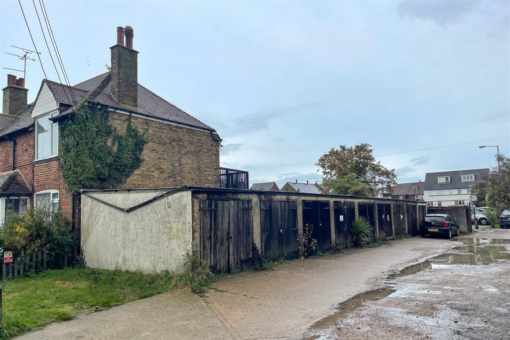 Cornwallis Circle, Whitstable