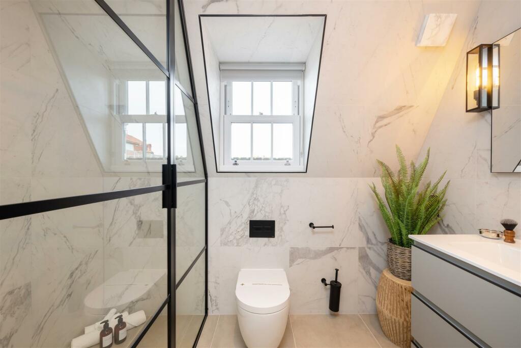 98A Draycott Avenue Hi-17.jpg