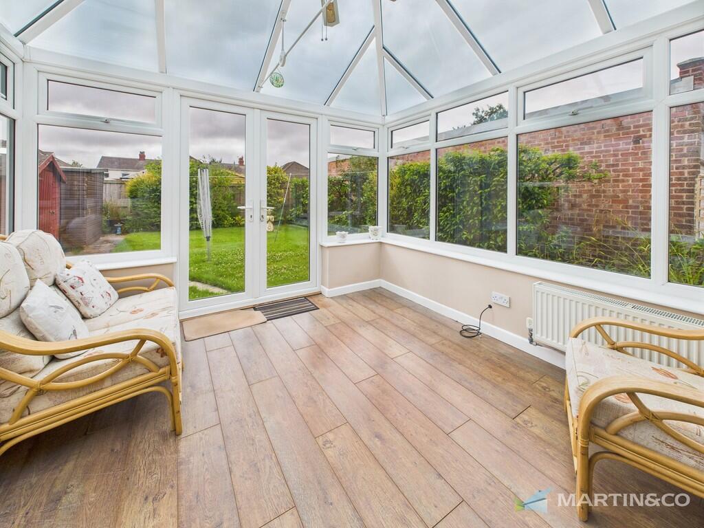 CAM02318G0-PR0490...