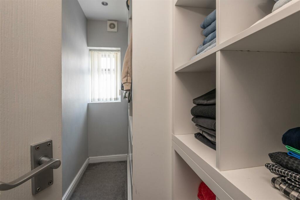 Walk in Wardrobe