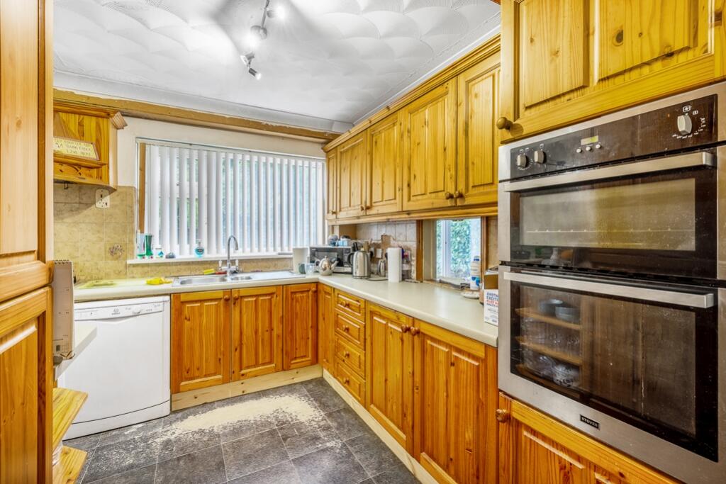 77 Middlegate Road West (Frampton)-14