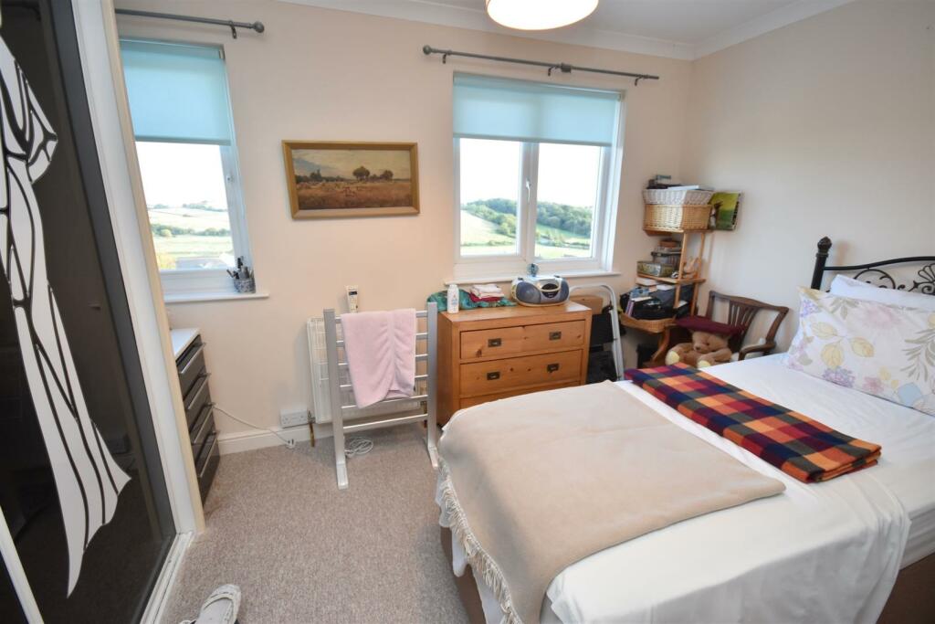Bedroom.JPG