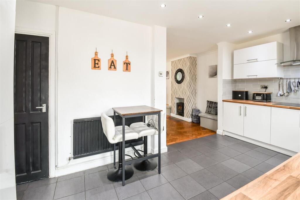 Kitchen / Breakfast