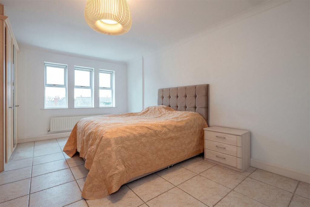 Bedroom 1 Aspect 2